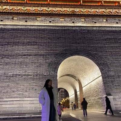 校园模特