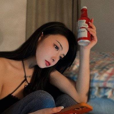 黑白模特
