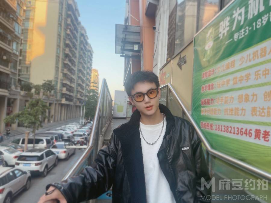 纪实模特
