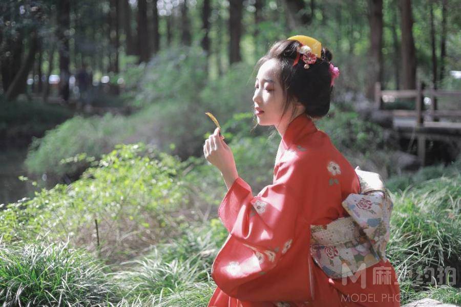 和服模特