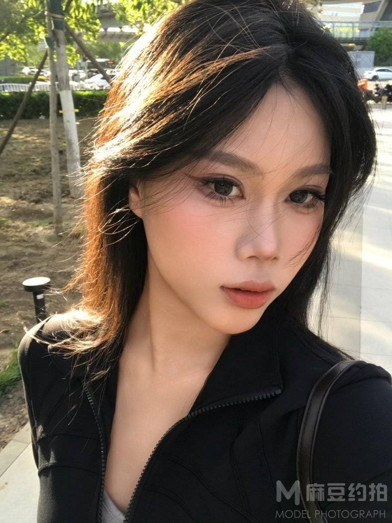 胶片模特