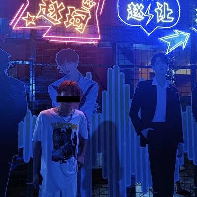 夜景模特