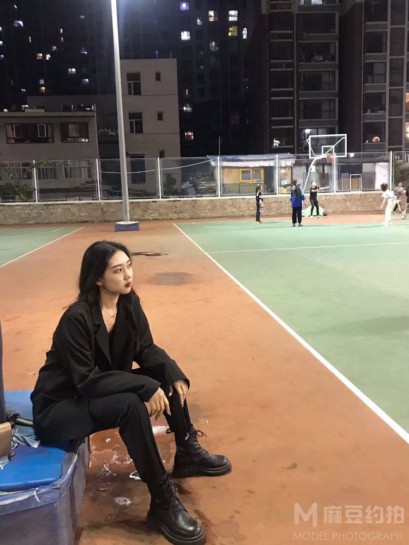 暗黑模特