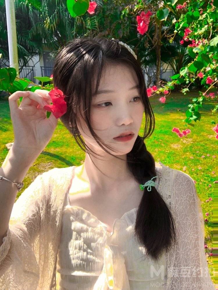 清新模特