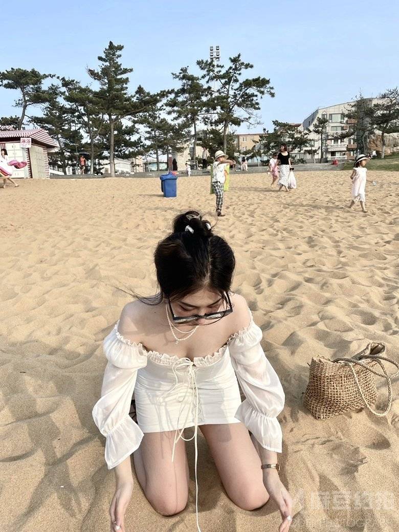 黑白模特