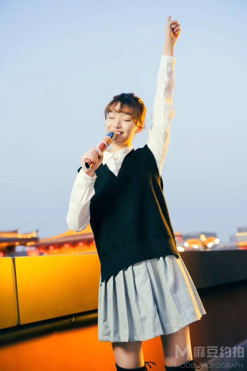 情绪模特