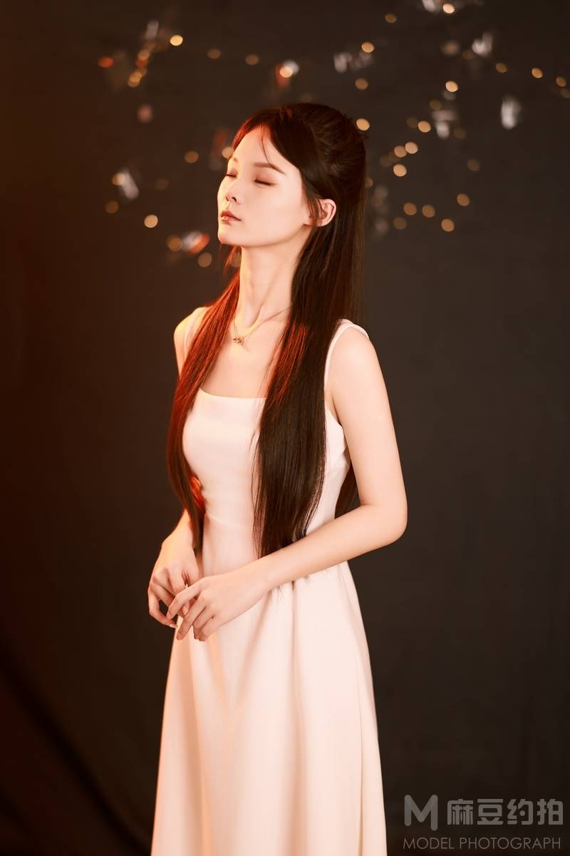 宝丽来模特