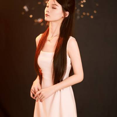 宝丽来模特