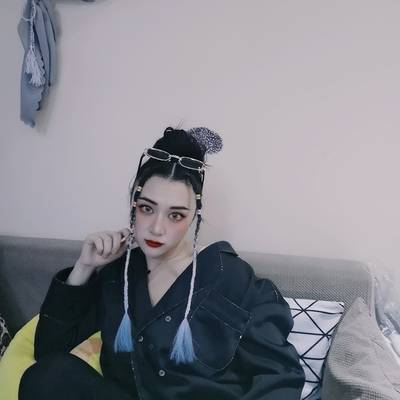 黑白模特
