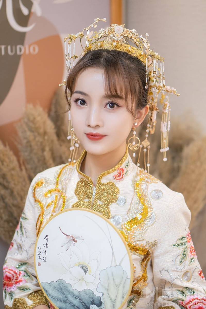 妆容模特