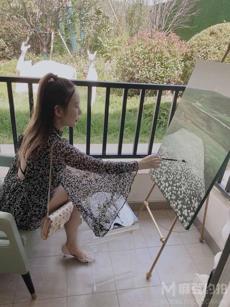 黑白模特