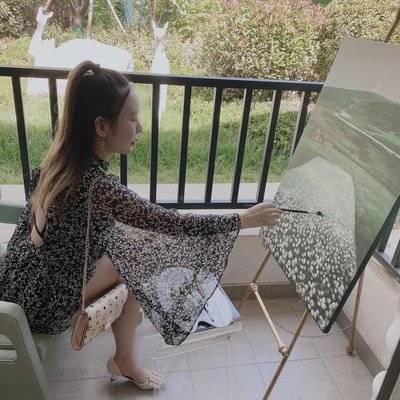 黑白模特
