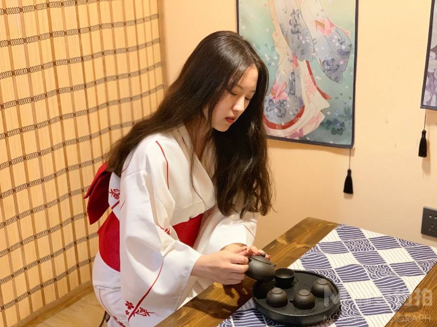 和服模特