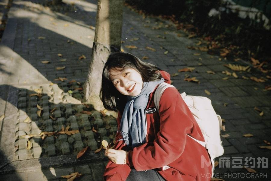 胶片模特