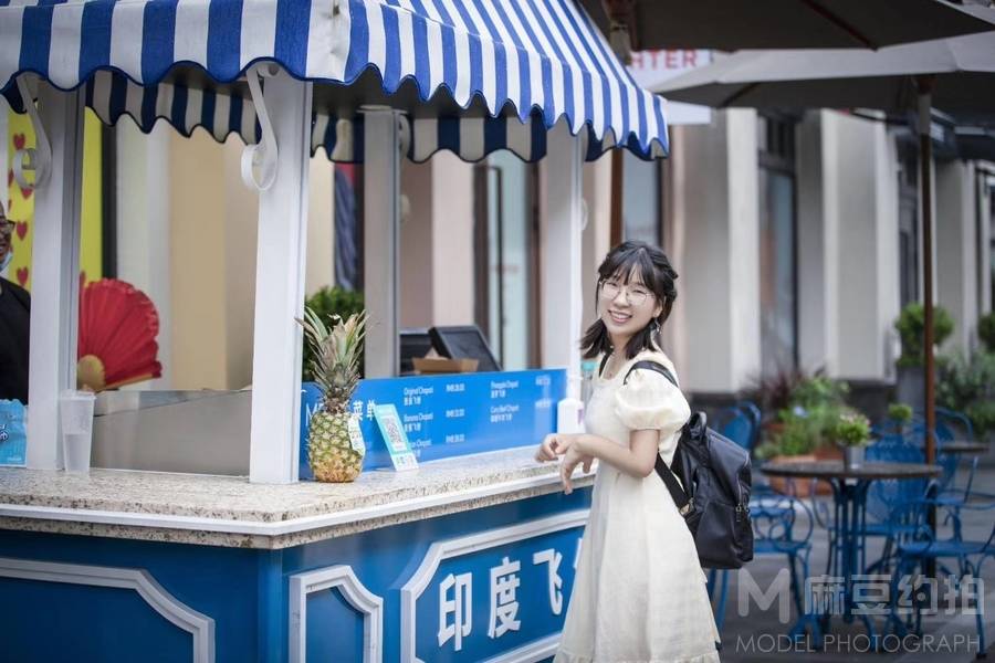 校园模特
