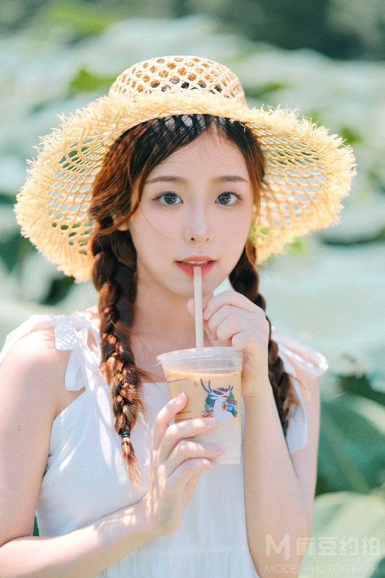 清新模特