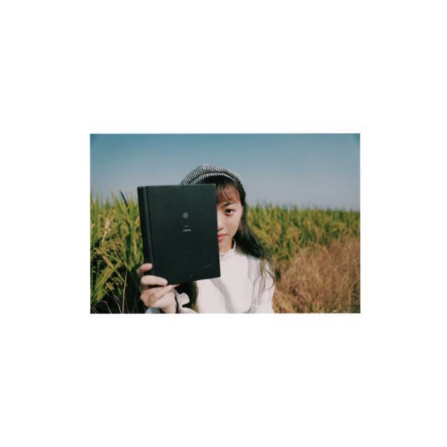 黑白模特
