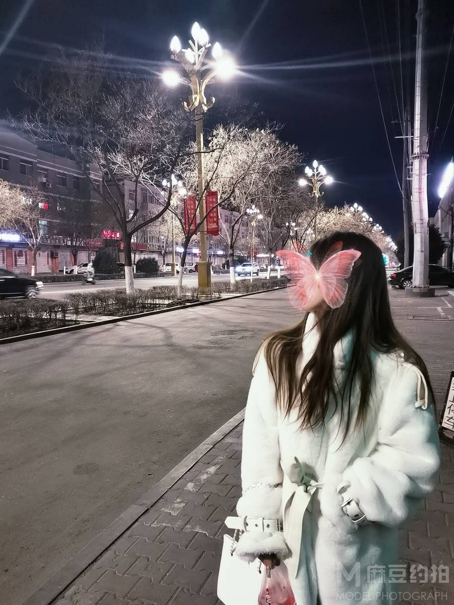 夜景模特