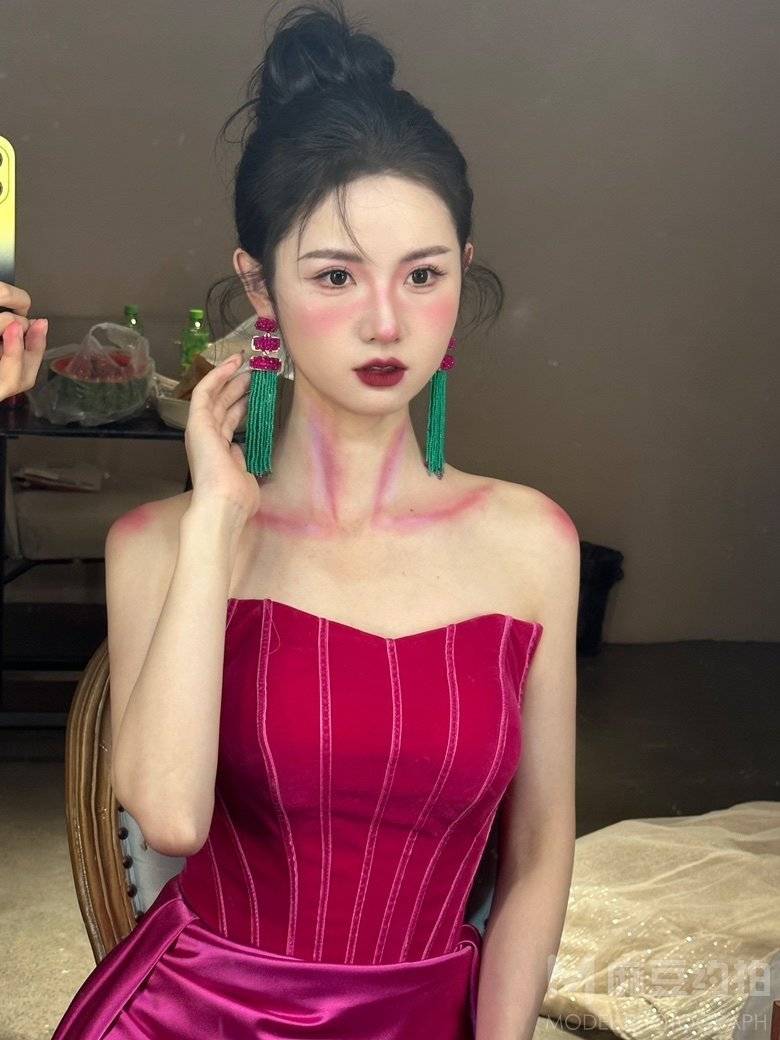商务模特