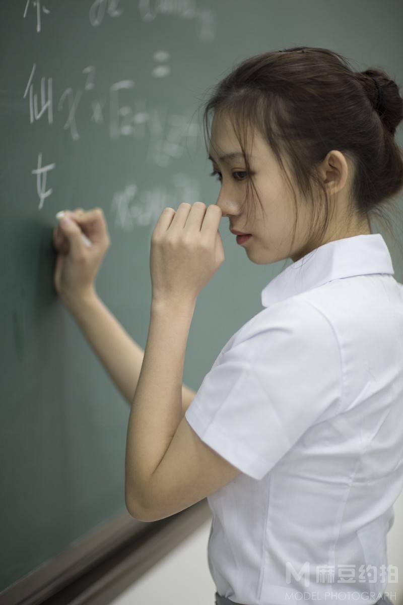 胶片模特