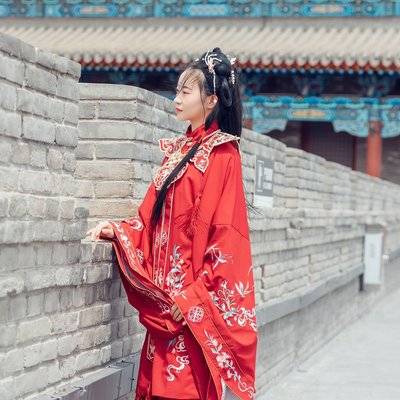 汉服模特