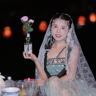 清新模特