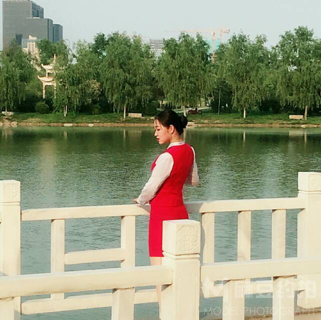 纪实模特