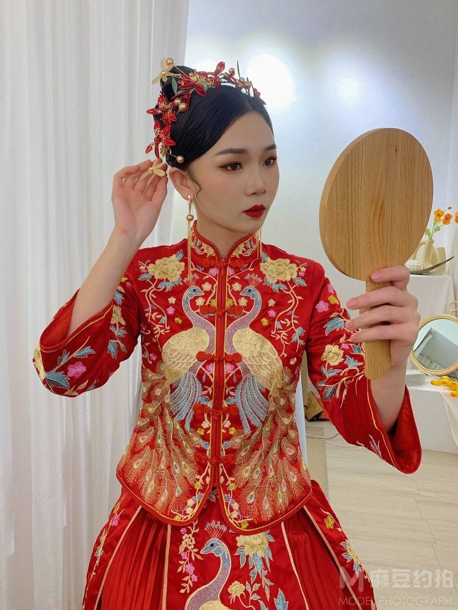 妆容模特