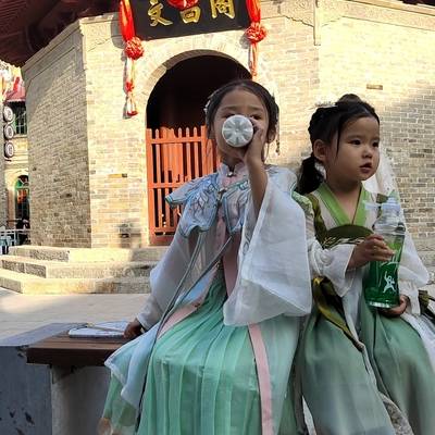 汉服模特