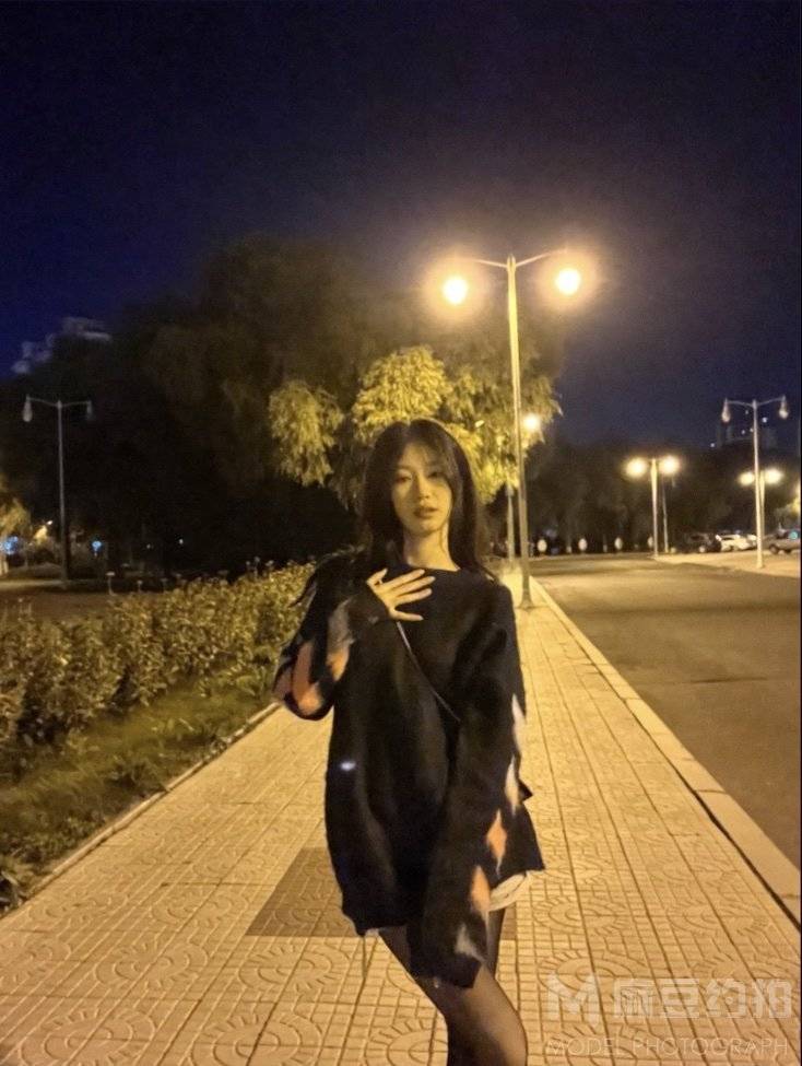 夜景模特
