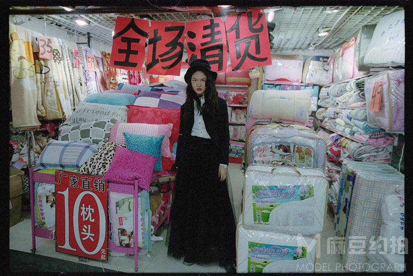 胶片模特