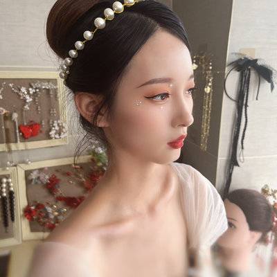 妆容模特