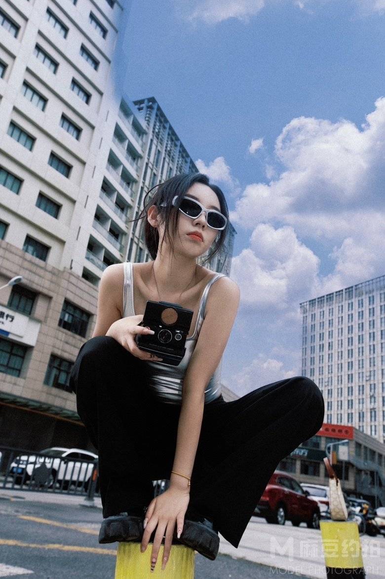 宝丽来模特