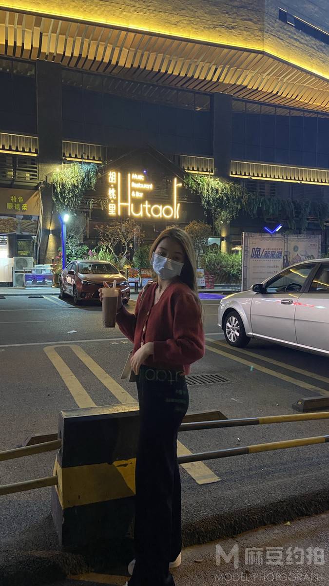 黑白模特