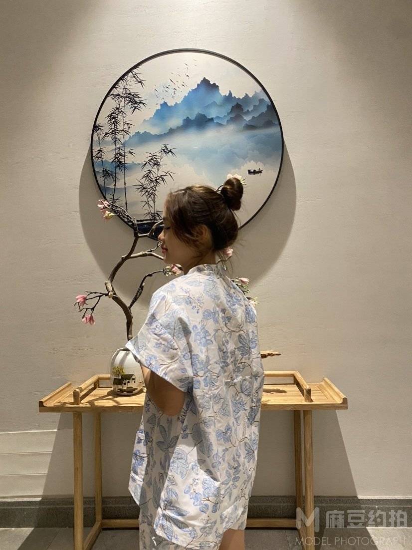 校园模特