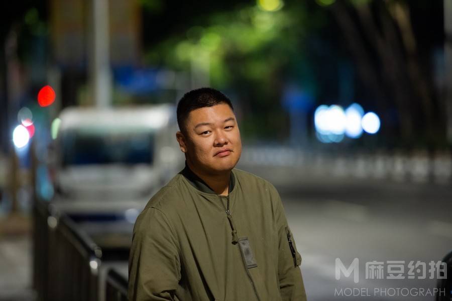 黑白模特