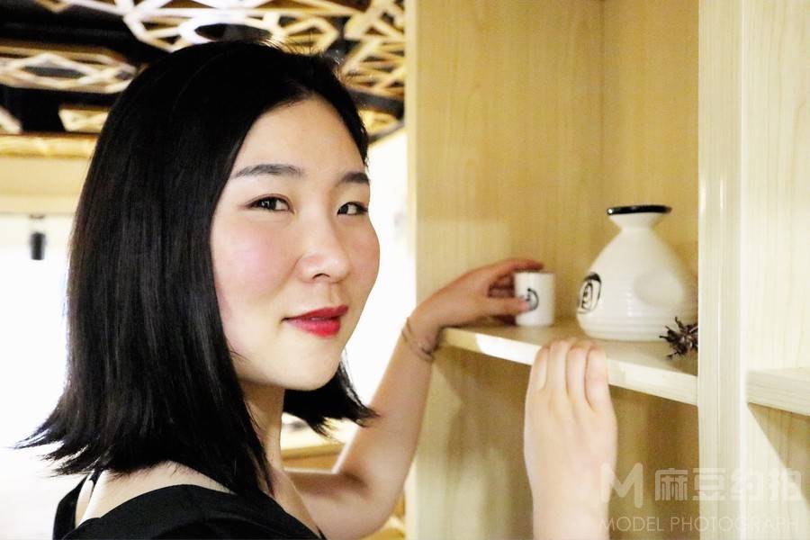清新模特