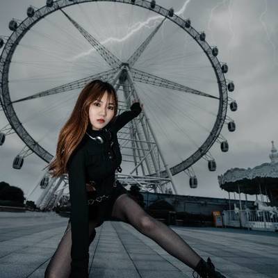 黑白模特