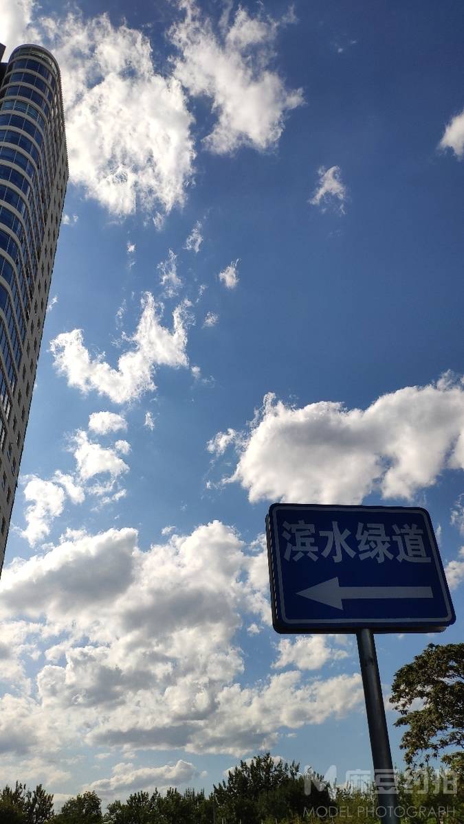 清新模特