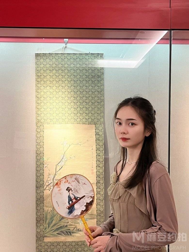 妆容模特