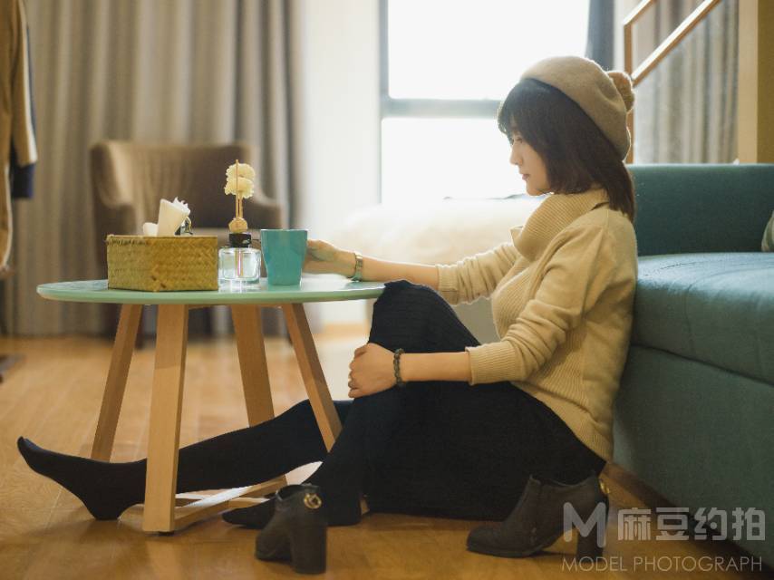 情绪模特