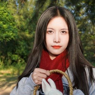 黑白模特
