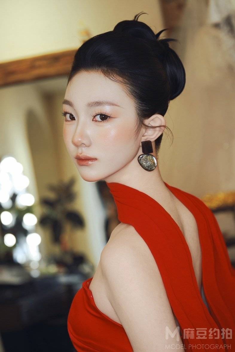 妆容模特