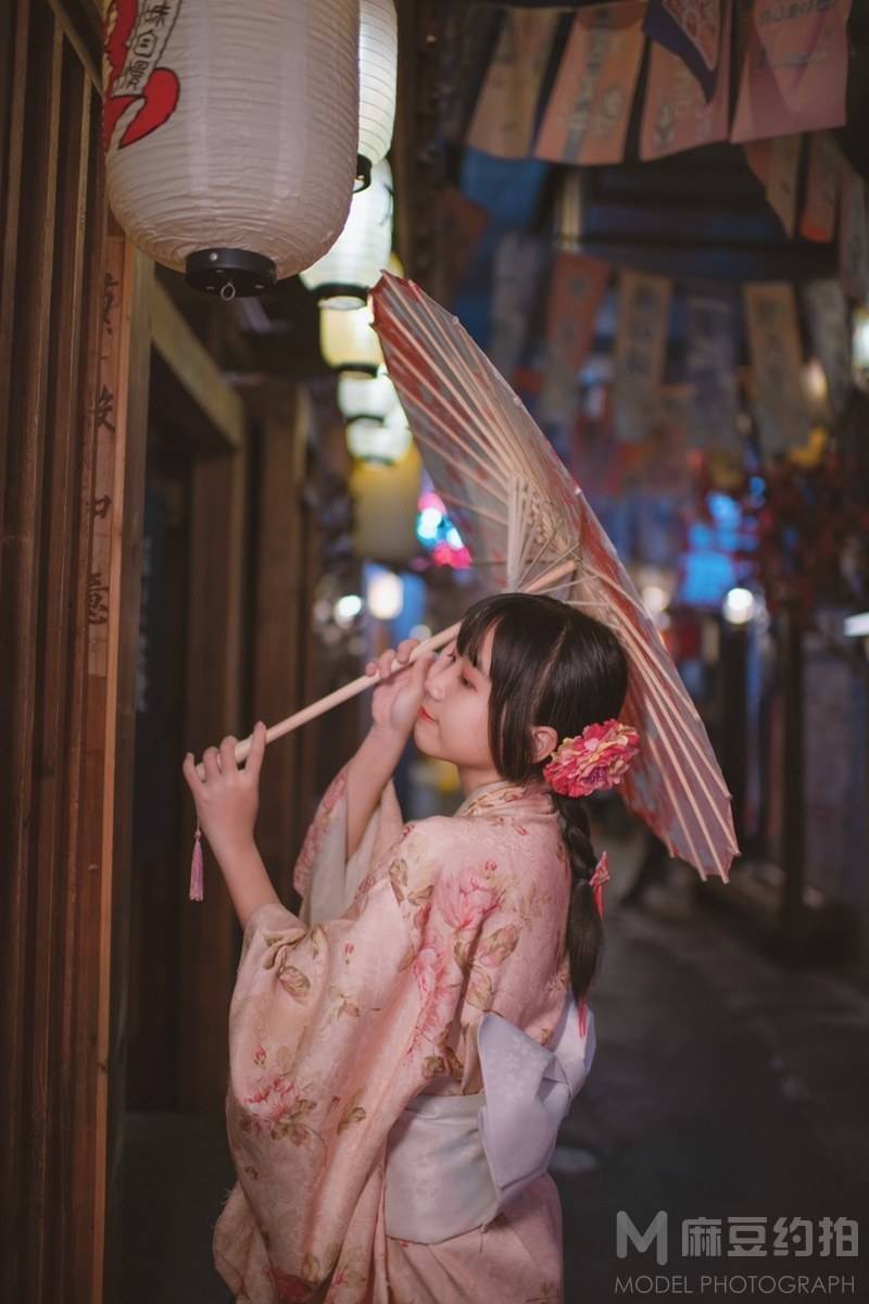 胶片模特