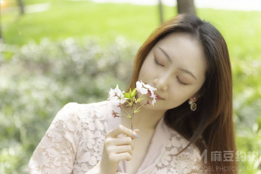 清新模特