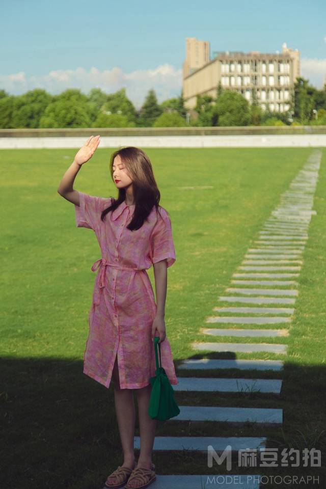 校园模特