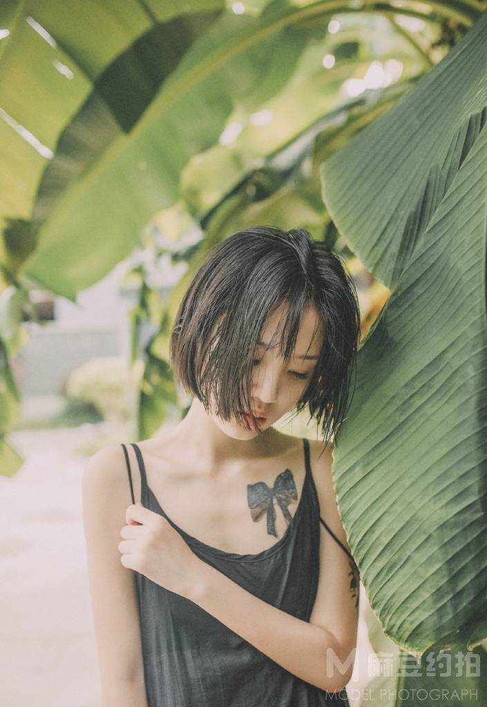 情绪模特