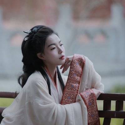 汉服模特