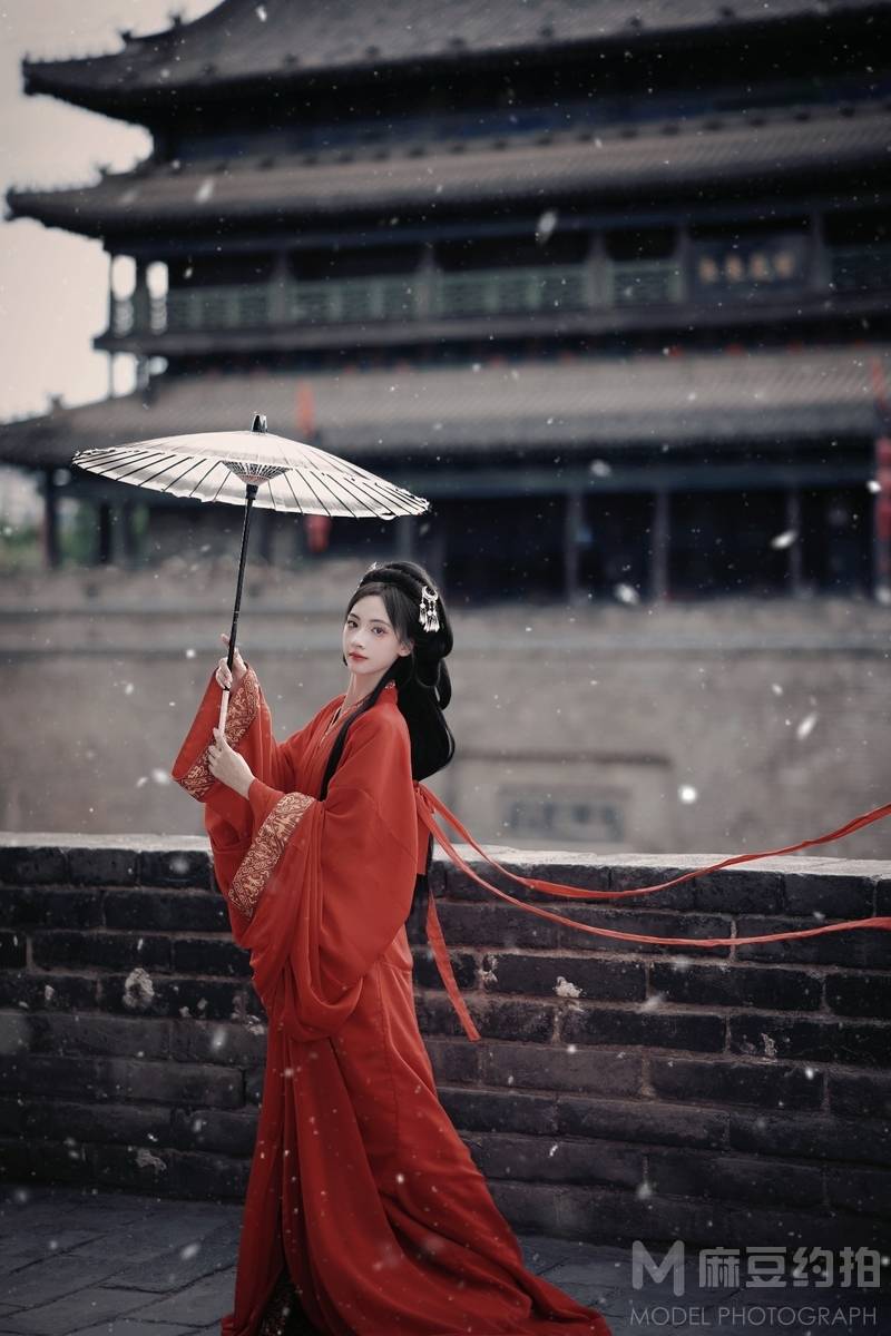 汉服模特