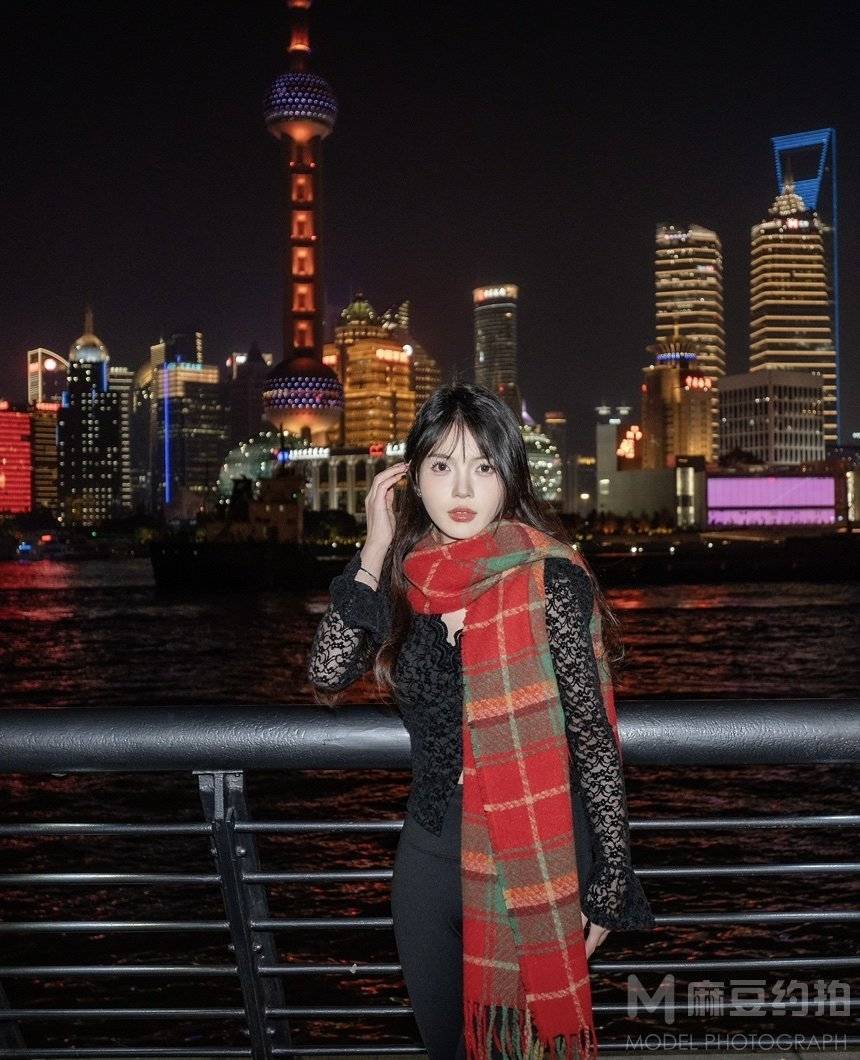 夜景模特